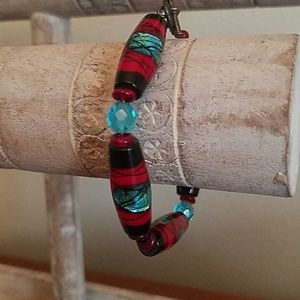 LOVELY Glass and crystal beaded bracelet